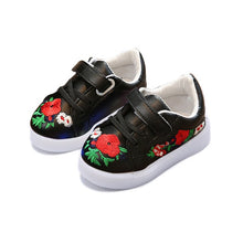 Load image into Gallery viewer, Children&#39;s Light Up Sneakers Toddler Girls Boys Casual Shoes